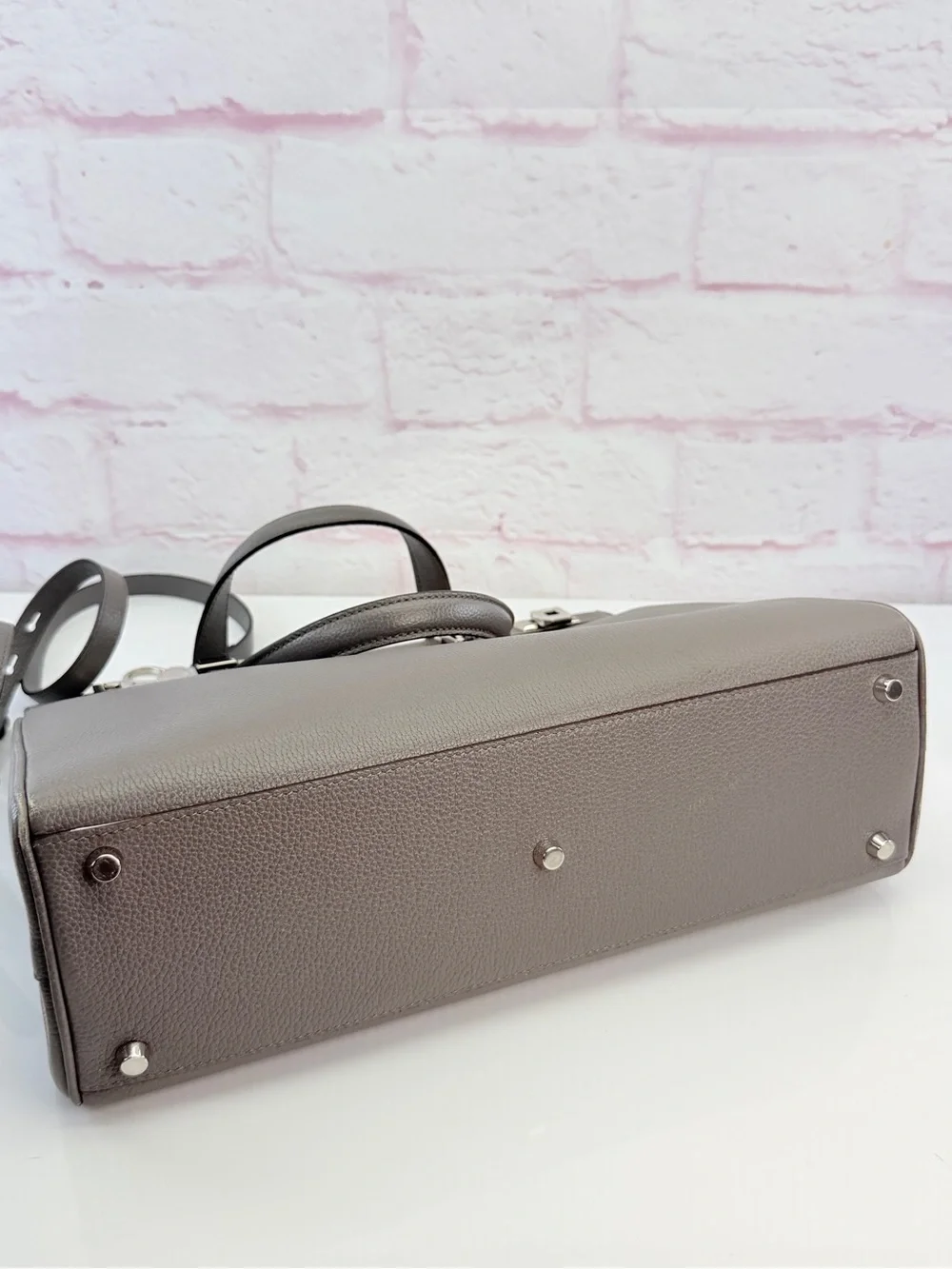Gucci Zumi Grey Leather Top-Handle Satchel Gold Hardware